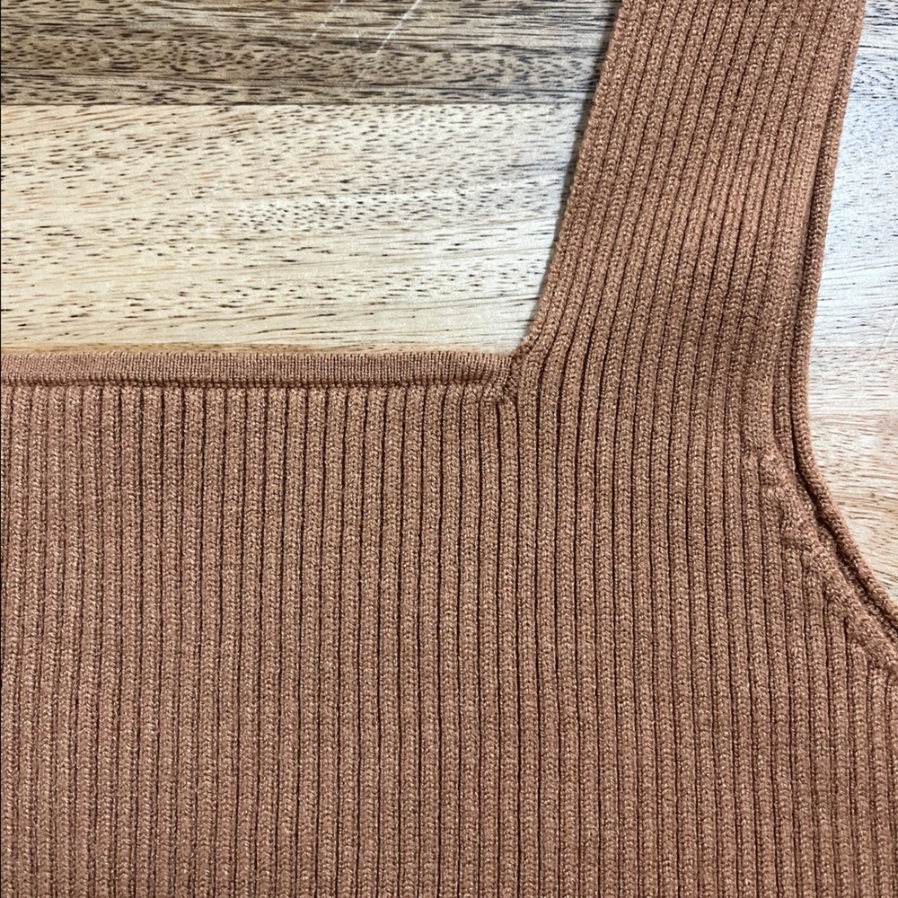 SHEIN Ribbed Knit Top - Picture 3 of 3